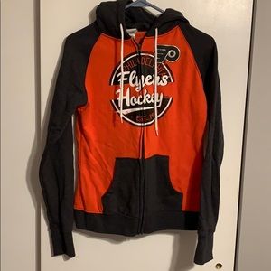 Philadelphia Flyers zip up